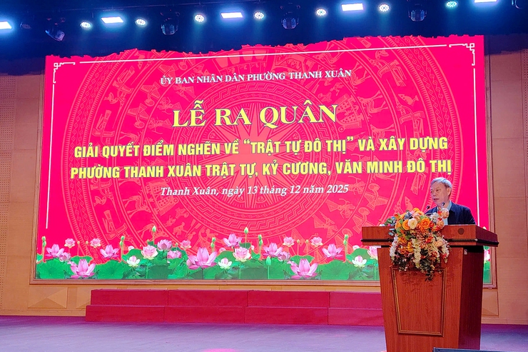 Phường Thanh Xuân ra quân giải quyết điểm nghẽn về “trật tự đô thị”- Ảnh 3.