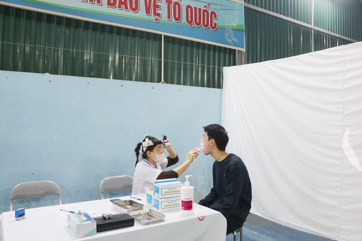 Xã Quốc Oai tổ chức khám tuyển nghĩa vụ quân sự và thực hiện nghĩa vụ Công an nhân dân năm 2026- Ảnh 14.