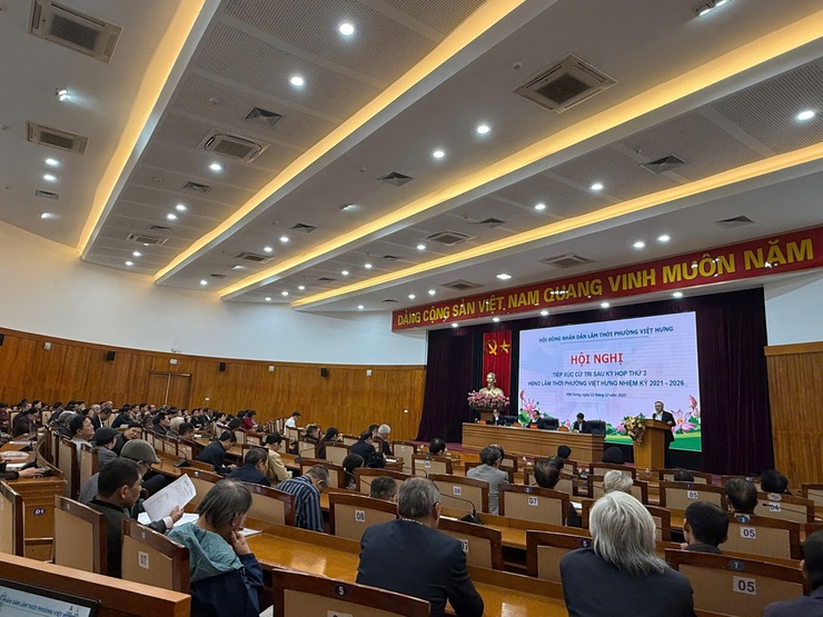 Đại biểu HĐND phường Việt Hưng tiếp xúc với cử tri sau kỳ họp thứ Ba (kỳ họp thường lệ cuối năm 2025), HĐND lâm thời phường  nhiệm kỳ 2021 - 2026- Ảnh 6.