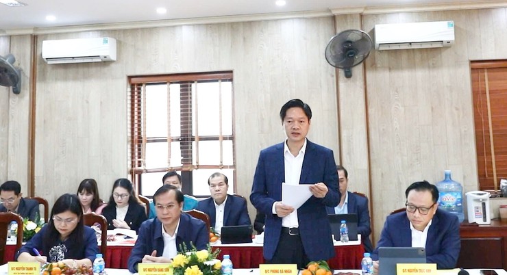 Đoàn giám sát của Ban Thường vụ Thành uỷ Hà Nội làm việc với xã Dương Hoà- Ảnh 1.