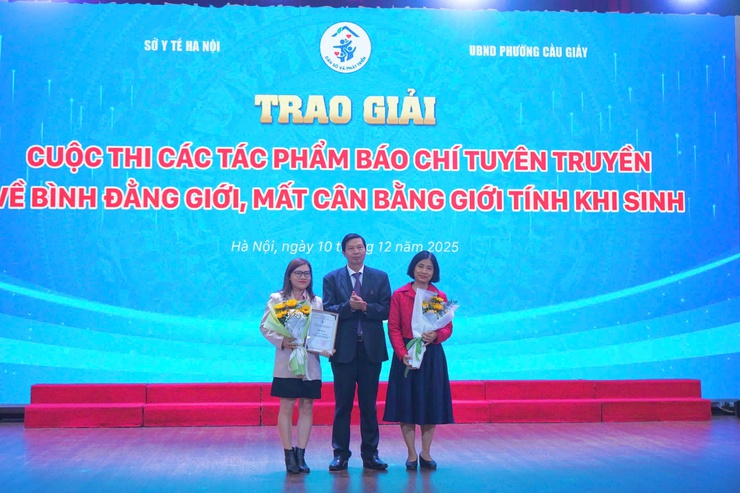 Cầu Giấy hưởng ứng Tháng hành động quốc gia về Dân số và Ngày Dân số Việt Nam- Ảnh 6.