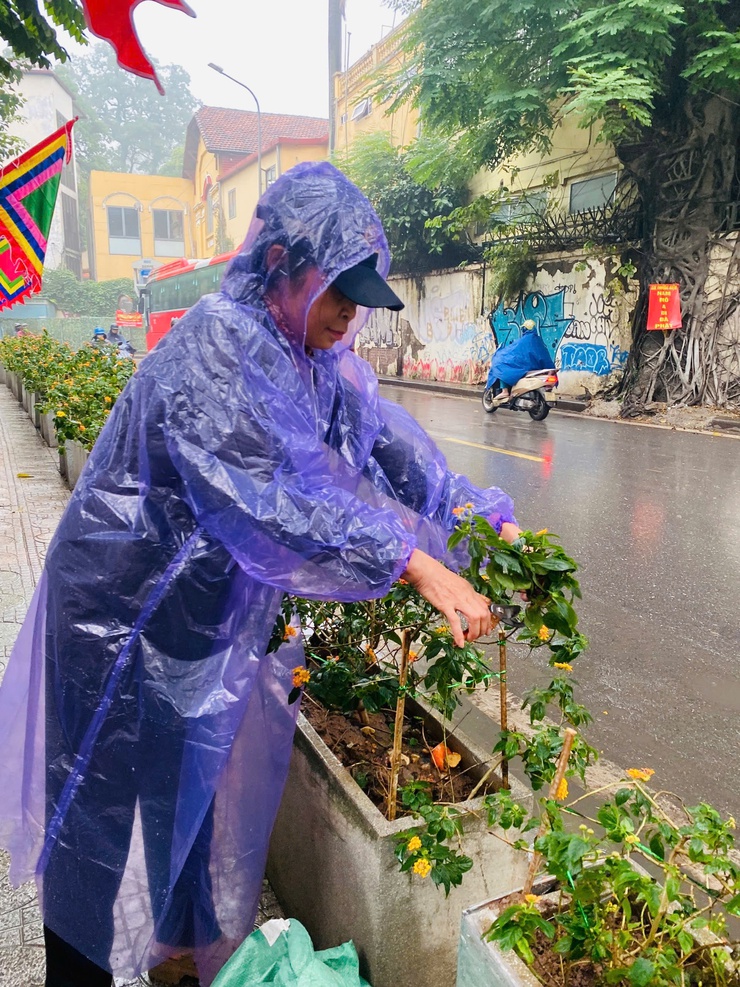 Ba Đình siết chặt quản lý, công khai xử phạt hàng loạt vi phạm đô thị, vệ sinh môi trường- Ảnh 18.