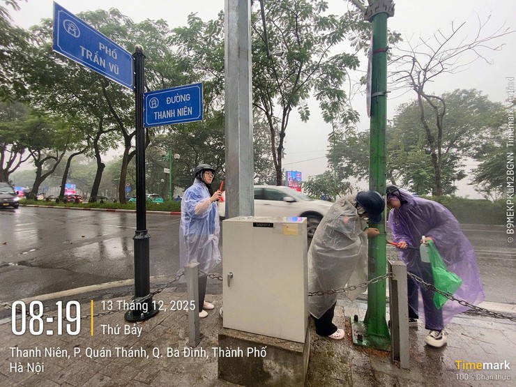 Ba Đình siết chặt quản lý, công khai xử phạt hàng loạt vi phạm đô thị, vệ sinh môi trường- Ảnh 7.