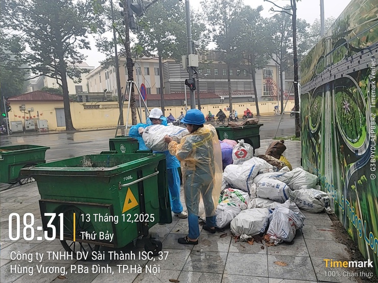 Ba Đình siết chặt quản lý, công khai xử phạt hàng loạt vi phạm đô thị, vệ sinh môi trường- Ảnh 10.