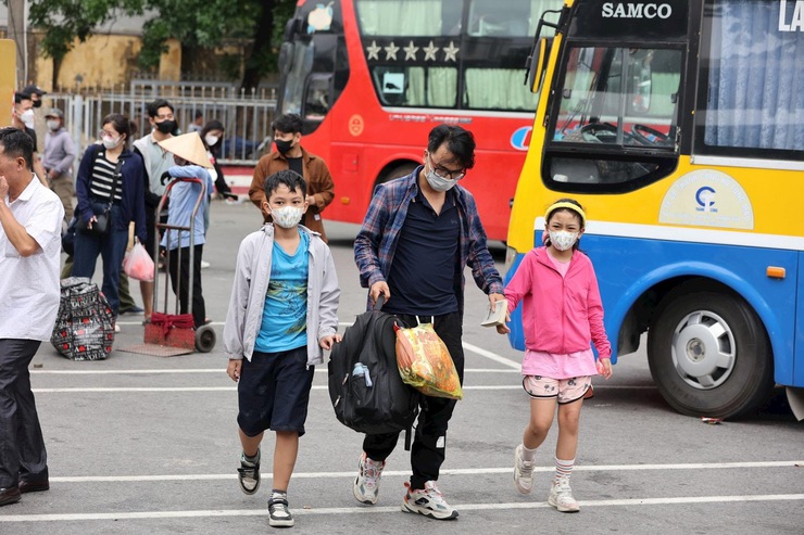 Hà Nội yêu cầu các doanh nghiệp kinh doanh vận tải tăng cường bảo đảm an toàn giao thông- Ảnh 1.