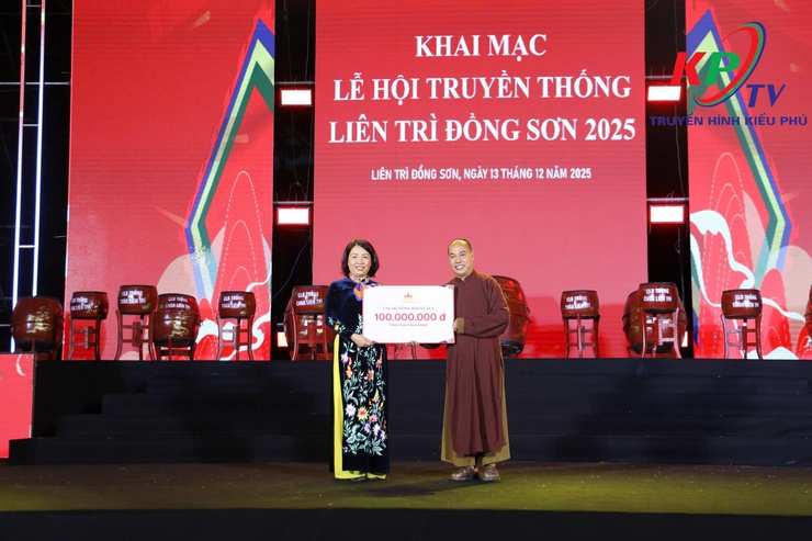 Lãnh đạo xã Kiều Phú dự Lễ khai mạc Lễ hội truyền thống thôn Liên Trì Đồng Sơn năm 2025- Ảnh 8.