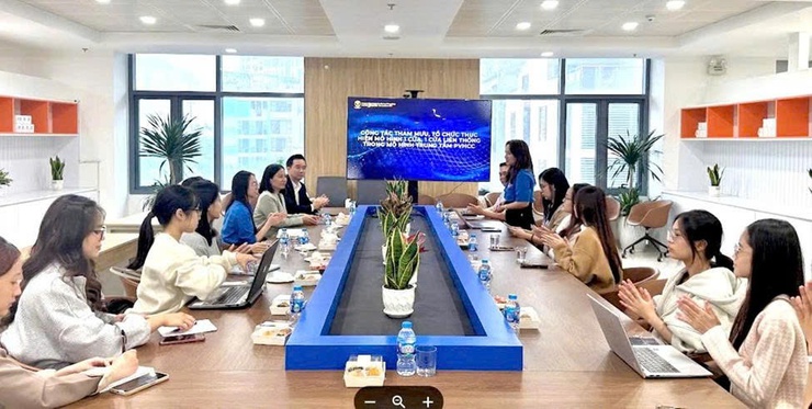 Tọa đàm “Tiếp cận Dịch vụ công số – Nhanh hơn, Hiệu quả hơn” - Ảnh 2.