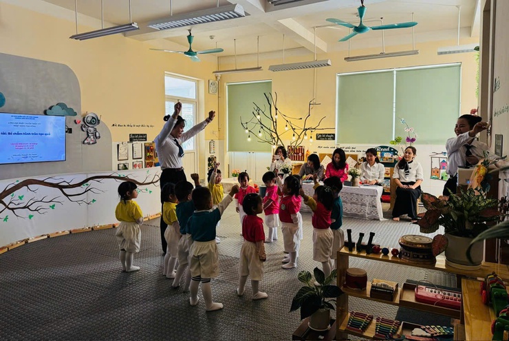 PHÒNG VĂN HÓA – XÃ HỘI XÃ VĨNH THANH TỔ CHỨC THÀNH CÔNG HỘI THI GIÁO VIÊN DẠY GIỎI CẤP MẦM NON NĂM HỌC 2025 – 2026.- Ảnh 18.