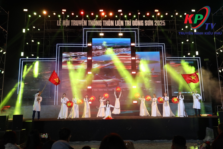 Dấu ấn đêm Chung khảo liên hoan văn nghệ quần chúng Lễ hội truyền thống thôn Liên Trì Đồng Sơn năm 2025- Ảnh 20.