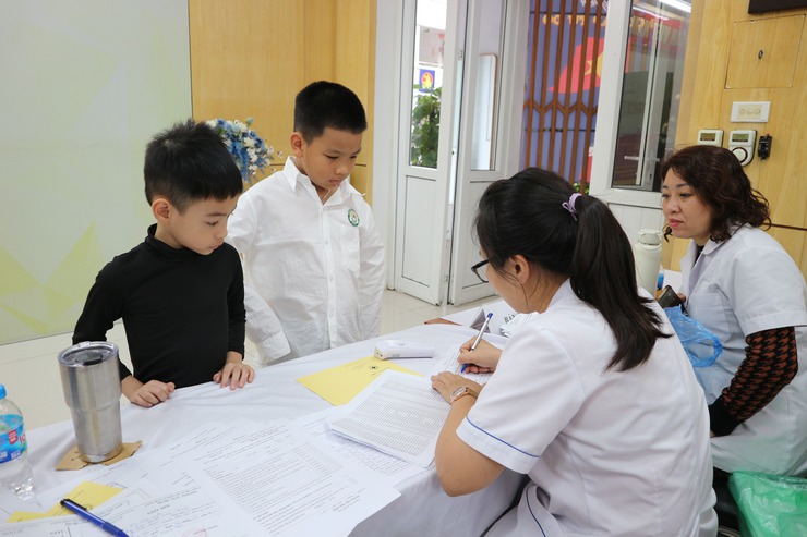 Từ ca bệnh tại bại liệt tại Lào đến hiểu đúng về vi rút và miễn dịch của vắc xin- Ảnh 1.