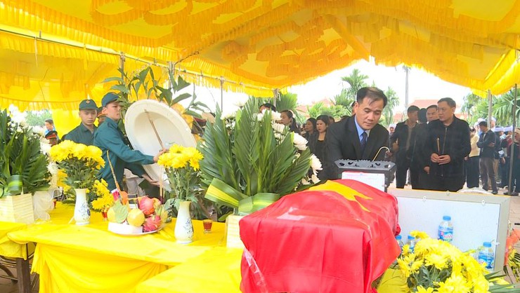 Xã Phúc Lộc trang trọng tổ chức Lễ đón và an táng hài cốt Liệt sĩ Bùi Đình Sáu và Liệt sĩ Trần Văn Hoán về Nghĩa trang Liệt sĩ quê nhà- Ảnh 2.