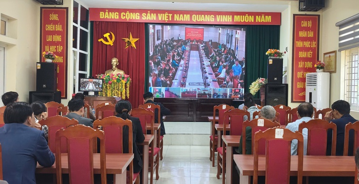 Đại biểu Quốc hội tiếp xúc cử tri đơn vị bầu cử số 7 sau Kỳ họp thứ 10- Ảnh 2.