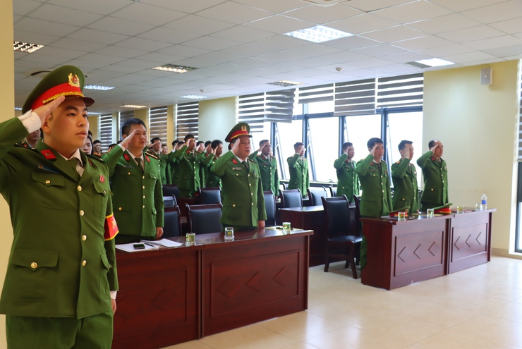 Công an xã Phú Xuyên  ra quân mở đợt cao điểm tấn công, trấn áp tội phạm, bảo đảm ANTT Đại hội đại biểu toàn quốc lần thứ XIV của Đảng, bầu cử đại biểu Quốc hội khóa XVI, HĐND các cấp nhiệm kỳ 2026 -2031- Ảnh 1.