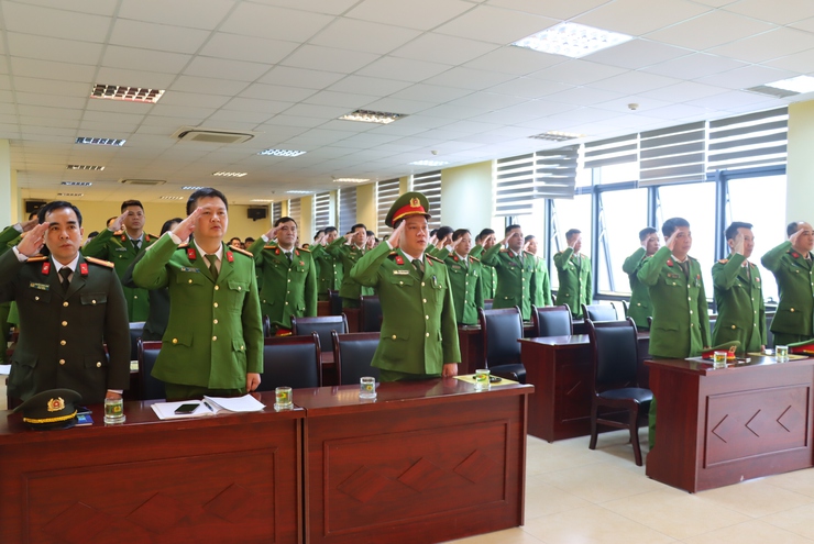 Công an xã Phú Xuyên  ra quân mở đợt cao điểm tấn công, trấn áp tội phạm, bảo đảm ANTT Đại hội đại biểu toàn quốc lần thứ XIV của Đảng, bầu cử đại biểu Quốc hội khóa XVI, HĐND các cấp nhiệm kỳ 2026 -2031- Ảnh 2.