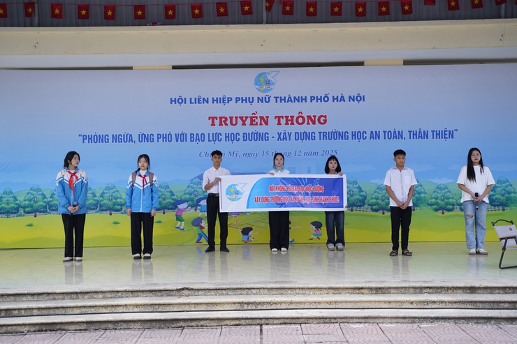Truyền thông "Phòng ngừa, ứng phó với bạo lực học đường, xây dựng trường học an toàn, thân thiện" năm 2025- Ảnh 4.