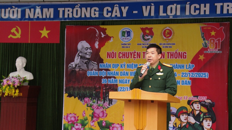 GIÁO DỤC TRUYỀN THỐNG LỊCH SỬ KỶ NIỆM 81 NĂM NGÀY THÀNH LẬP QUÂN ĐỘI NHÂN DÂN VIỆT NAM (22/12/1944 - 22/12/2025) VÀ 36 NĂM NGÀY HỘI QUỐC PHÒNG TOÀN DÂN (22/12/1989 - 22/12/2025)- Ảnh 3.