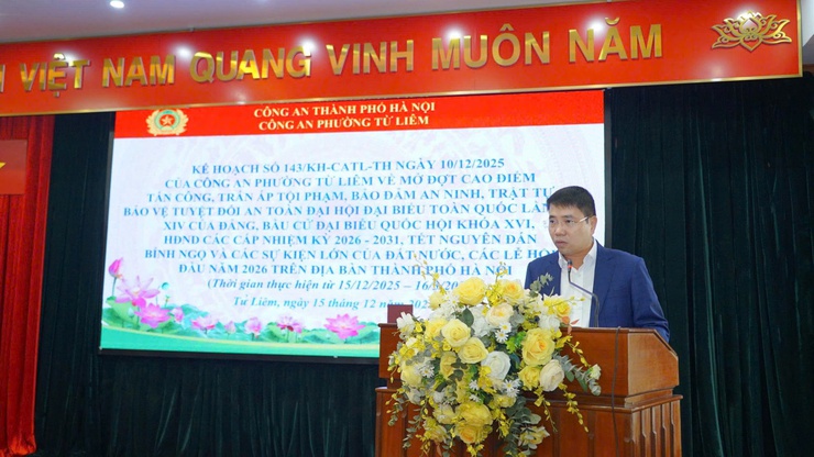 Phường Từ Liêm ra quân cao điểm tấn công, trấn áp tội phạm và bảo đảm trật tự văn minh đô thị- Ảnh 3.