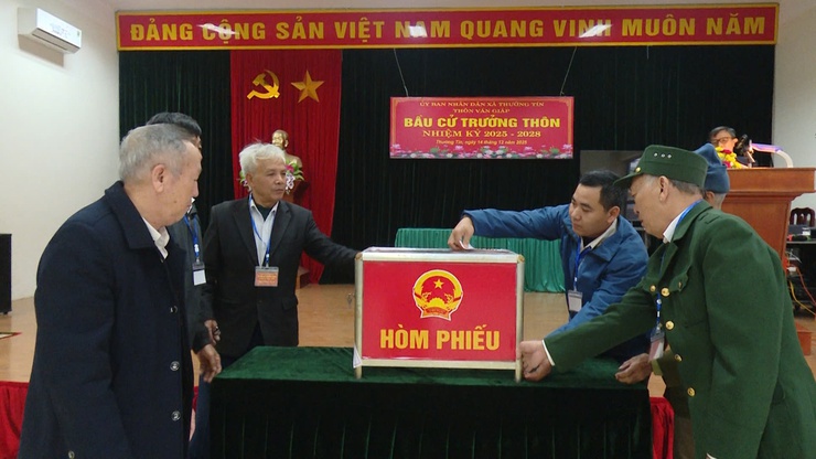 Không khí nô nức ngày Hội bầu cử trưởng thôn, Cụm dân cư trên địa bàn xã Thường Tín nhiệm kỳ 2025-2028- Ảnh 5.