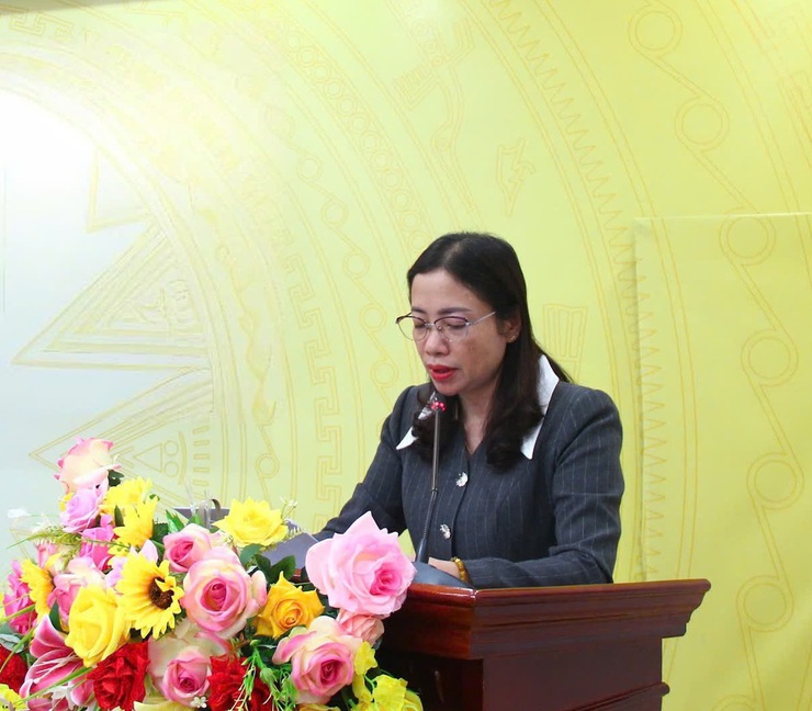 Thạch Thất tiếp xúc cử tri báo cáo kết quả kỳ họp thứ 3 HĐND xã khóa I, nhiệm kỳ 2021-2026.- Ảnh 3.