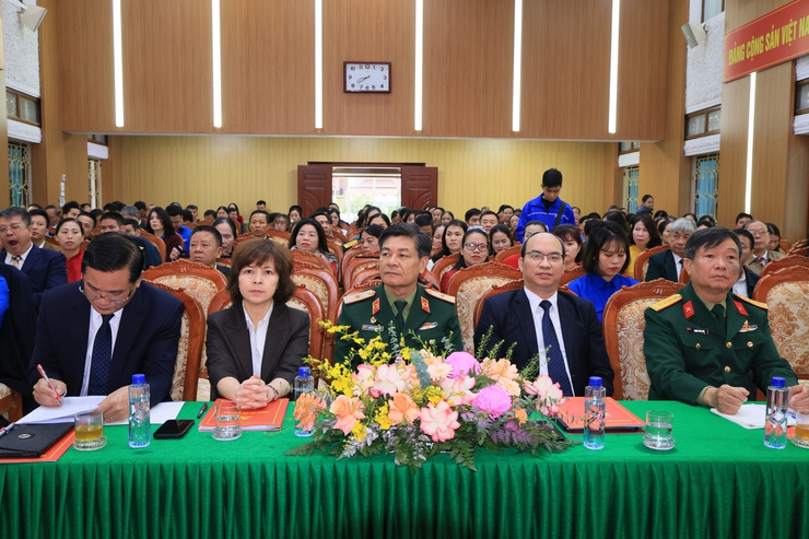 UBMTTQ Việt Nam xã Thư Lâm Tổng kết công tác Mặt trận và các tổ chức chính trị xã hội, công tác vận động ủng hộ đồng bào bị bão lũ; quỹ vì người nghèo và Mô hình dân vận khéo năm 2025.- Ảnh 8.