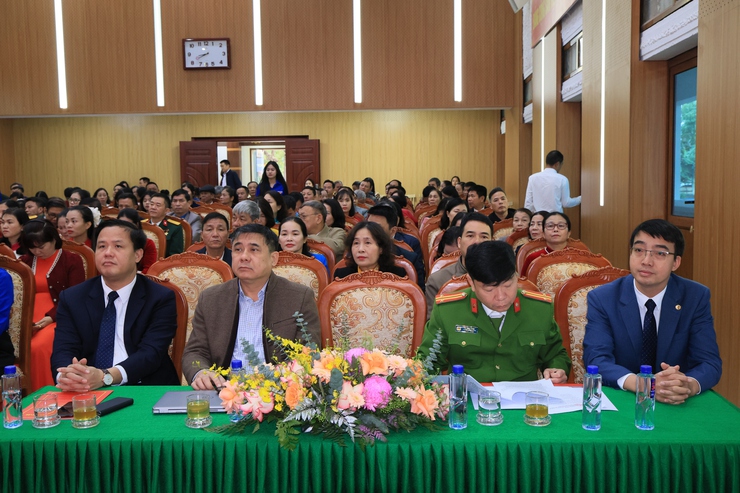 UBMTTQ Việt Nam xã Thư Lâm Tổng kết công tác Mặt trận và các tổ chức chính trị xã hội, công tác vận động ủng hộ đồng bào bị bão lũ; quỹ vì người nghèo và Mô hình dân vận khéo năm 2025.- Ảnh 9.