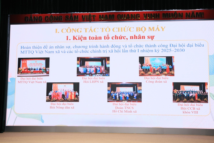 UBMTTQ Việt Nam xã Thư Lâm Tổng kết công tác Mặt trận và các tổ chức chính trị xã hội, công tác vận động ủng hộ đồng bào bị bão lũ; quỹ vì người nghèo và Mô hình dân vận khéo năm 2025.- Ảnh 12.