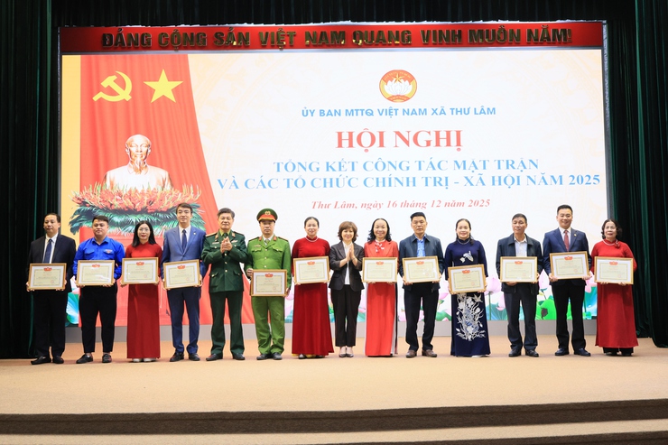 UBMTTQ Việt Nam xã Thư Lâm Tổng kết công tác Mặt trận và các tổ chức chính trị xã hội, công tác vận động ủng hộ đồng bào bị bão lũ; quỹ vì người nghèo và Mô hình dân vận khéo năm 2025.- Ảnh 20.