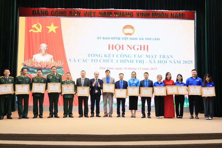 UBMTTQ Việt Nam xã Thư Lâm Tổng kết công tác Mặt trận và các tổ chức chính trị xã hội, công tác vận động ủng hộ đồng bào bị bão lũ; quỹ vì người nghèo và Mô hình dân vận khéo năm 2025.- Ảnh 29.