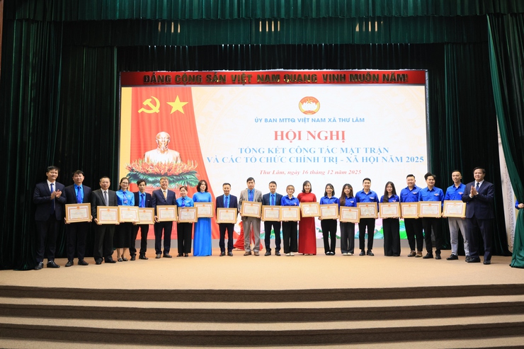 UBMTTQ Việt Nam xã Thư Lâm Tổng kết công tác Mặt trận và các tổ chức chính trị xã hội, công tác vận động ủng hộ đồng bào bị bão lũ; quỹ vì người nghèo và Mô hình dân vận khéo năm 2025.- Ảnh 38.