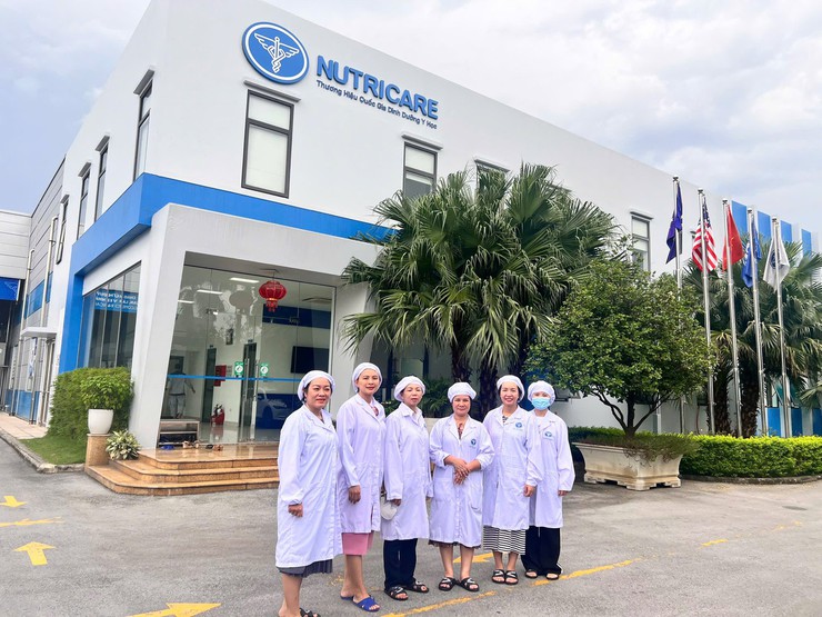 “Từ sự tận tụy đến an tâm” Công tác truy xuất nguồn gốc, đảm bảo an toàn thực phẩm cho các trường học trên địa bàn phường Hoàn Kiếm
- Ảnh 2.