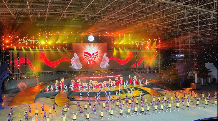 Đoàn thể thao phường Việt Hưng vinh dự tham gia Lễ khai mạc Đại hội Thể dục thể thao Thủ đô lần thứ XI năm 2025- Ảnh 5.