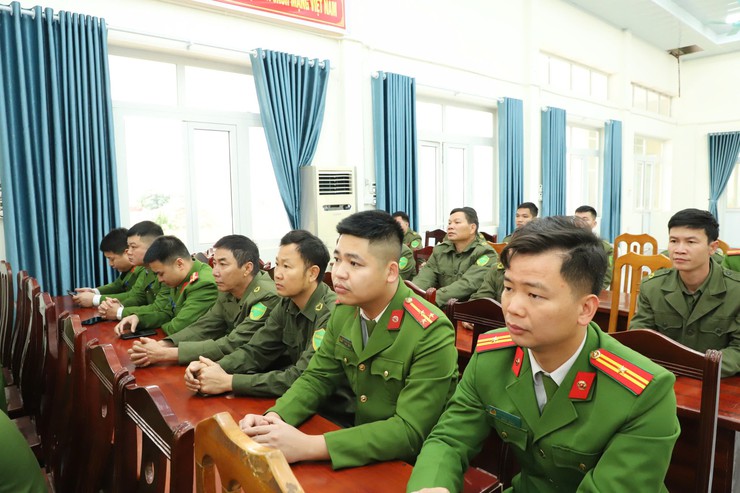 Công an xã Yên Xuân ra quân cao điểm đấu tranh, trấn áp tội phạm bảo vệ các sự kiện chính trị trọng đại- Ảnh 3.