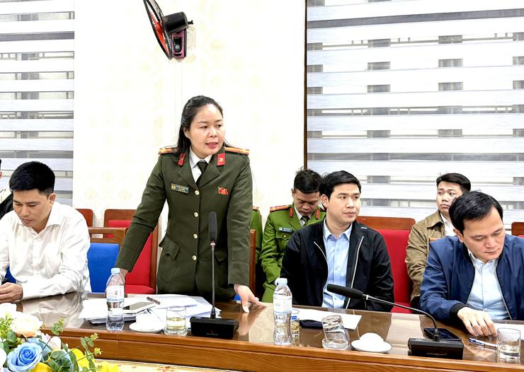 Các đại biểu phát biểu tại hội nghị