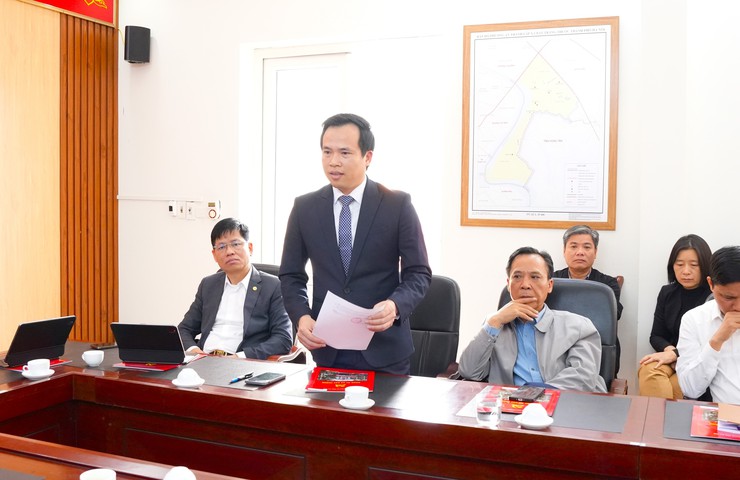 Đảng uỷ, UBND xã Bát Tràng công bố các quyết định về công tác cán bộ- Ảnh 5.