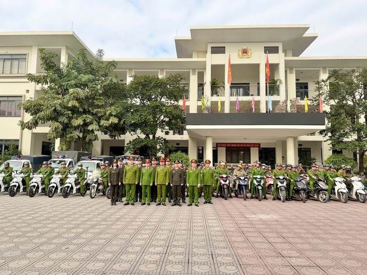 Công an xã Gia Lâm mở đợt cao điểm tấn công, trấn áp tội phạm- Ảnh 1.