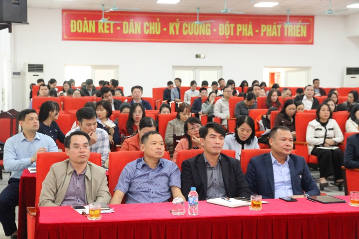 Đảng ủy phường Xuân Phương tổ chức hội nghị quán triệt một số nhiệm vụ trọng tâm cấp bách năm 2025 và trong thời gian tiếp theo- Ảnh 5.