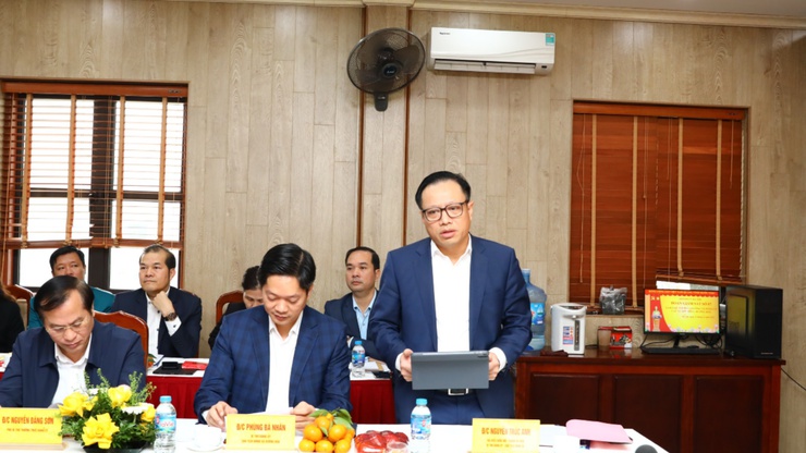 Đoàn Giám sát số 7 Thành uỷ Hà Nội làm việc với Ban Thường vụ Đảng uỷ xã Sơn Đồng- Ảnh 1.