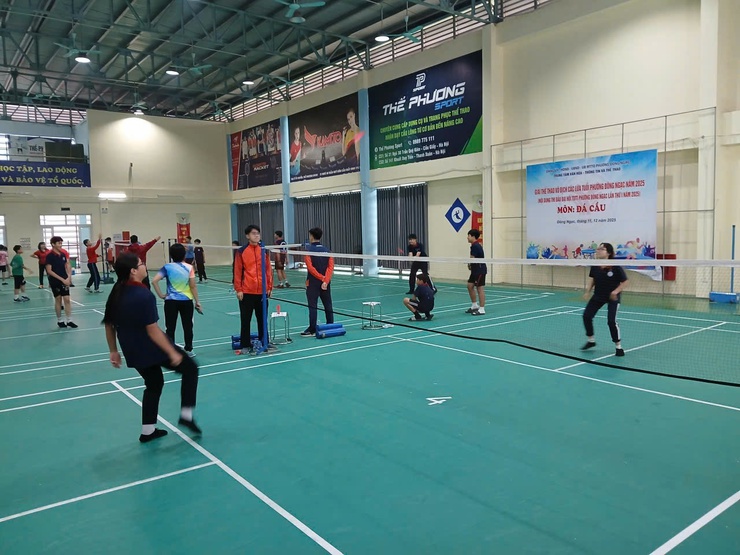 GIẢI ĐÁ CẦU ĐẠI HỘI TDTT PHƯỜNG ĐÔNG NGẠC LẦN THỨ I, NĂM 2025 DIỄN RA SÔI NỔI VÀ THÀNH CÔNG TỐT ĐẸP- Ảnh 2.