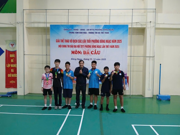 GIẢI ĐÁ CẦU ĐẠI HỘI TDTT PHƯỜNG ĐÔNG NGẠC LẦN THỨ I, NĂM 2025 DIỄN RA SÔI NỔI VÀ THÀNH CÔNG TỐT ĐẸP- Ảnh 12.