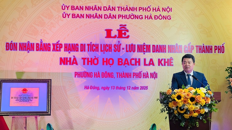 Phường Hà tổ chức Lễ đón nhận Bằng xếp hạng Di tích lịch sử cấp thành phố- Di tích Nhà thờ họ Bạch La Khê- Ảnh 1.