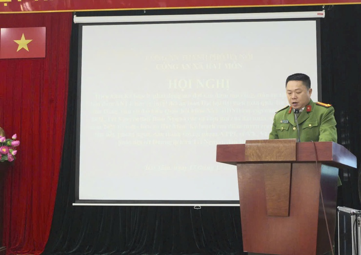 Công an xã Hát Môn ra quân cao điểm tấn công, trấn áp tội phạm, bảo đảm ANTT Tết Nguyên đán Bính Ngọ 2026- Ảnh 2.