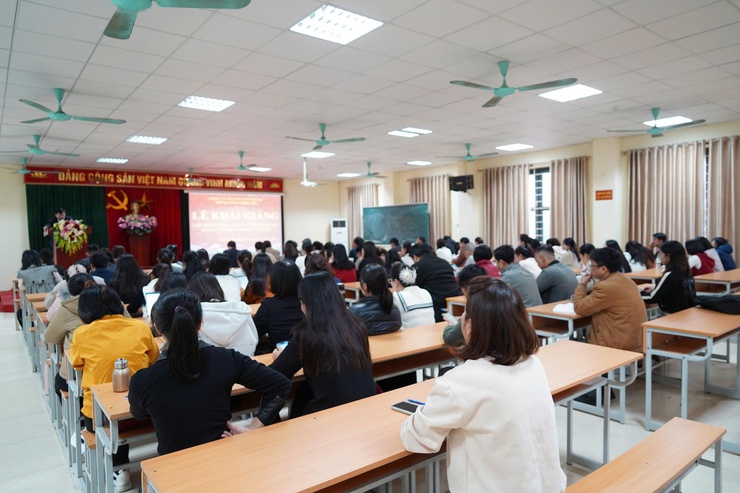 Đảng bộ xã Phú Nghĩa có 09 đảng viên tham gia Lớp bồi dưỡng lý luận chính trị cho đảng viên mới đợt 3 năm 2025- Ảnh 1.