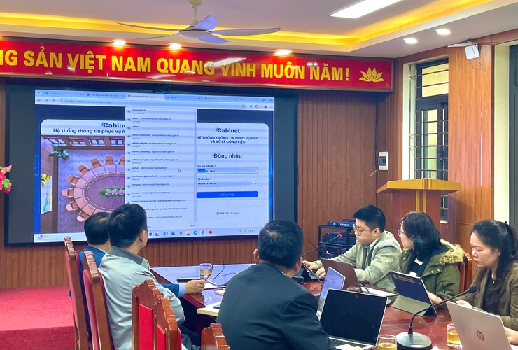 Xã Vĩnh Thanh tập huấn sử dụng phần mềm e-Cabinet- Ảnh 4.