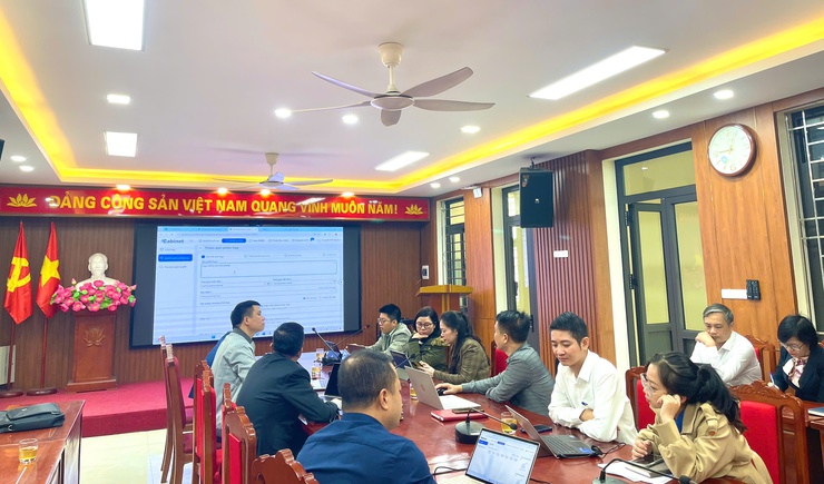 Xã Vĩnh Thanh tập huấn sử dụng phần mềm e-Cabinet- Ảnh 5.