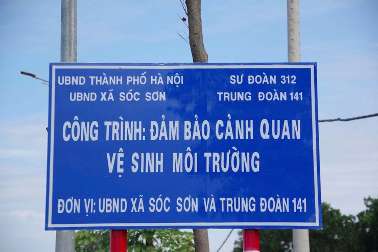 GẮN BIỂN CÔNG TRÌNH PHỐI HỢP DUY TU, CHĂM SÓC, VỆ SINH MÔI TRƯỜNG TUYẾN ĐƯỜNG VÕ NGUYÊN GIÁP NỐI KHU ĐÔ THỊ VỆ TINH SÓC SƠN- Ảnh 4.
