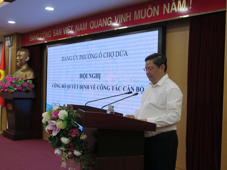 Phường Ô Chợ Dừa kiện toàn bộ máy lãnh đạo, quản lý phường năm 2025- Ảnh 2.