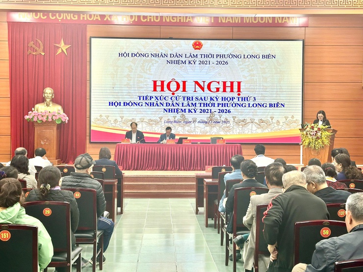 Hội nghị tiếp xúc cử tri của đại biểu HĐND phường Long Biên sau kỳ họp thứ 3 HĐND lâm thời phường Long Biên, nhiệm kỳ 2021 -2026- Ảnh 1.