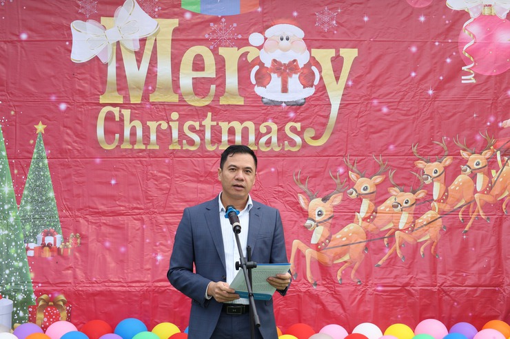 Chương trình mừng Giáng sinh cho trẻ em có hoàn cảnh khó khăn tại xã Suối Hai- Ảnh 1.