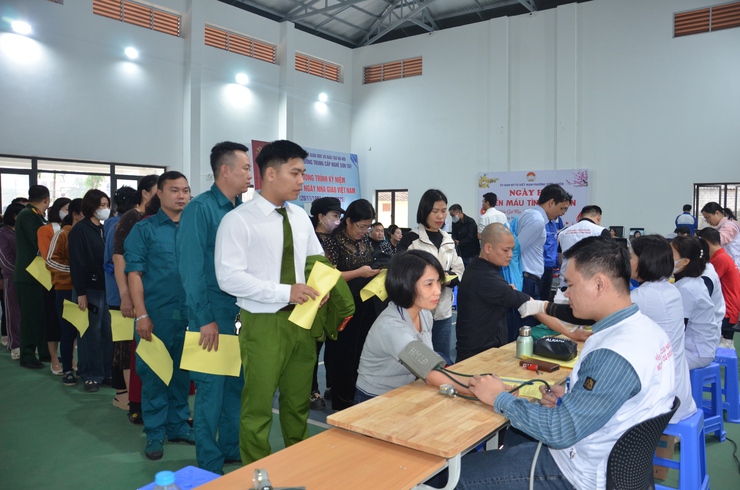 Phường Tùng Thiện tổ chức ngày hội hiến máu tình nguyện năm 2025- Ảnh 1.