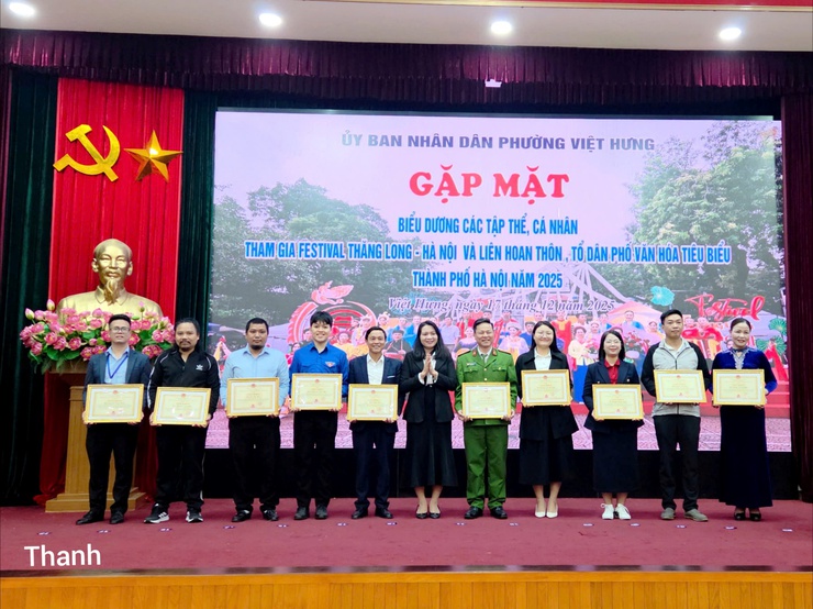 Hội nghị gặp mặt, biểu dương các tập thể, cá nhân tích cực tham gia Chương trình biểu diễn bảo tồn và phát huy nghệ thuật múa cổ truyền Thăng Long - Hà Nội năm 2025- Ảnh 9.